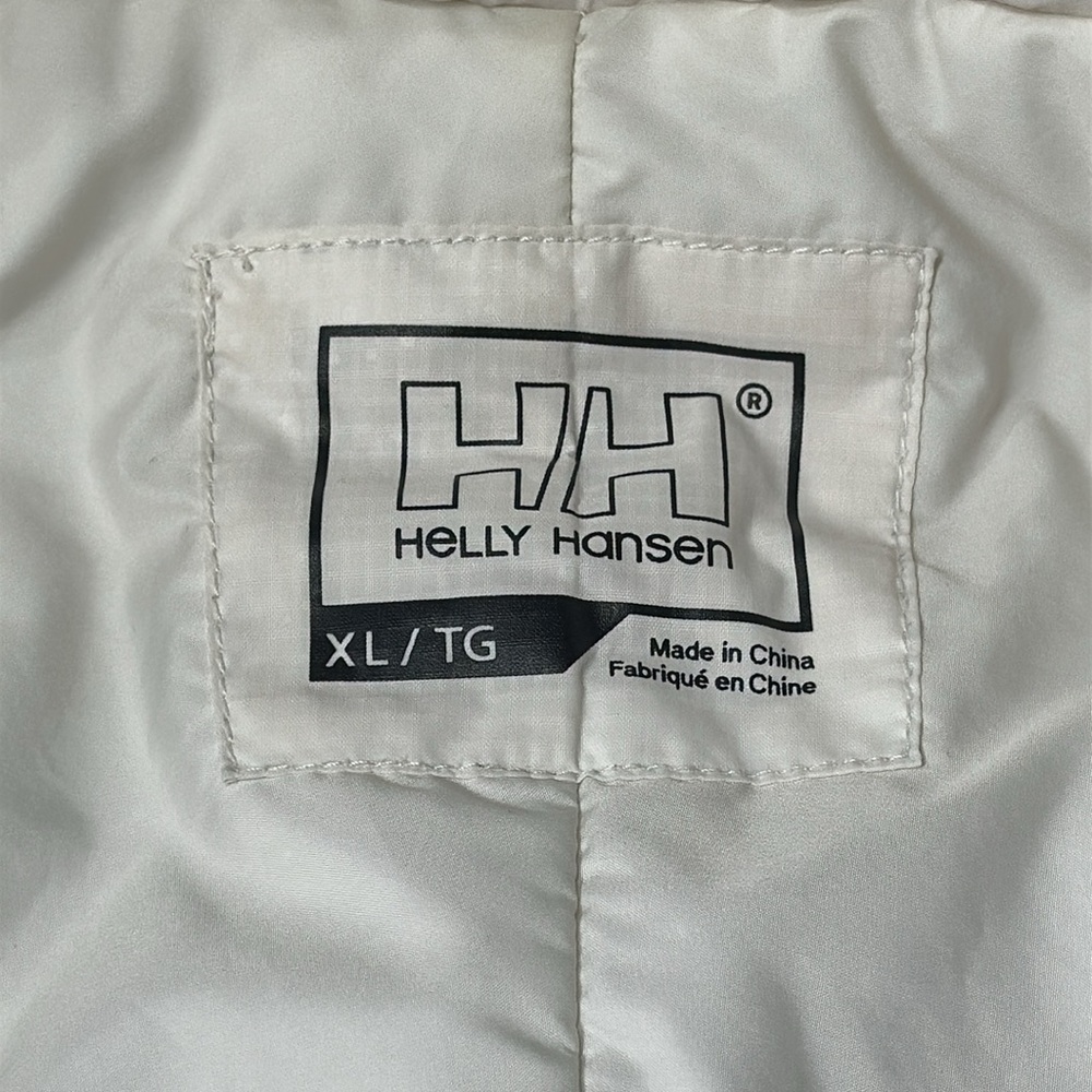 HELLY HANSON Women’s Quilted Light Puffer - Picture 13 of 13